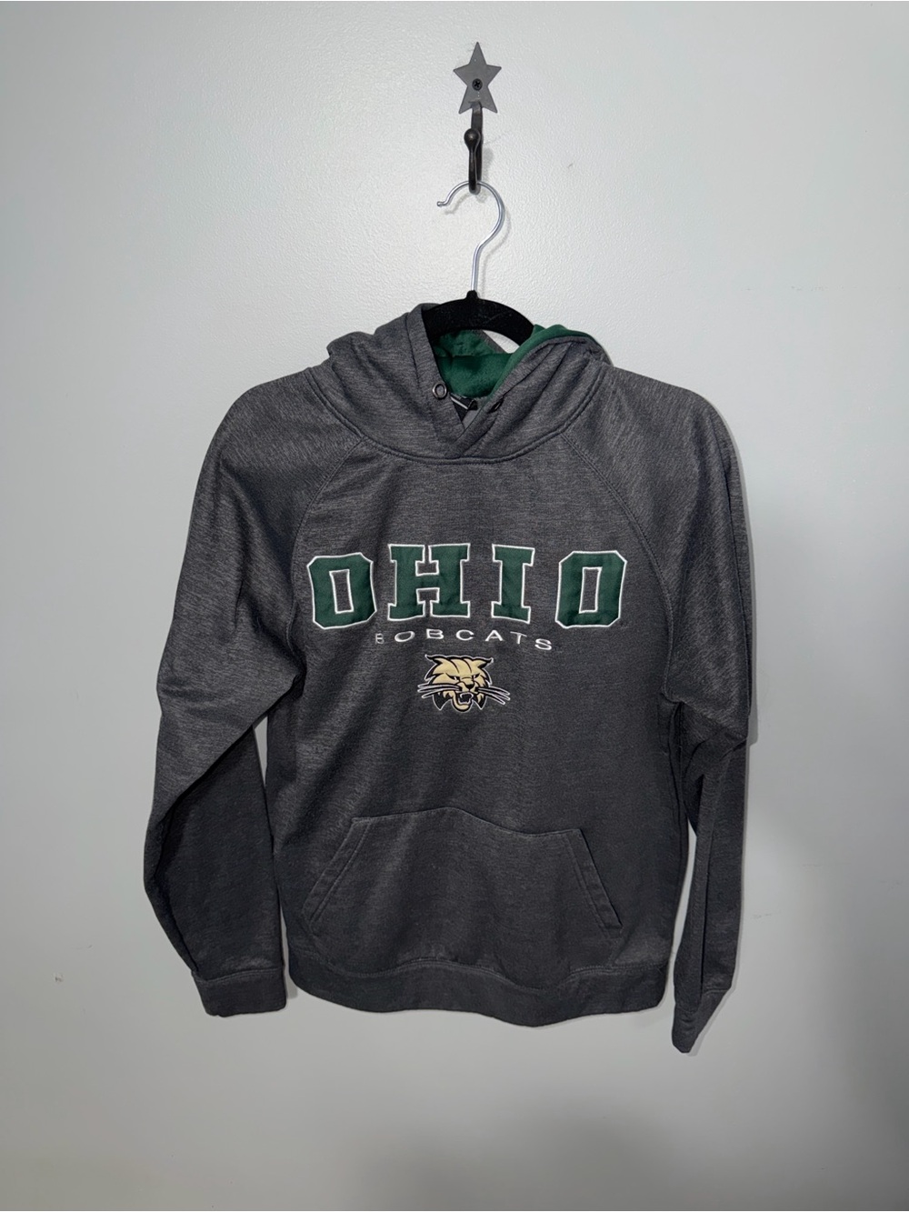 Ohio Bobcats Hoodie Mens Medium Gray Green Embroidered NCAA Pullover Sweatshirt